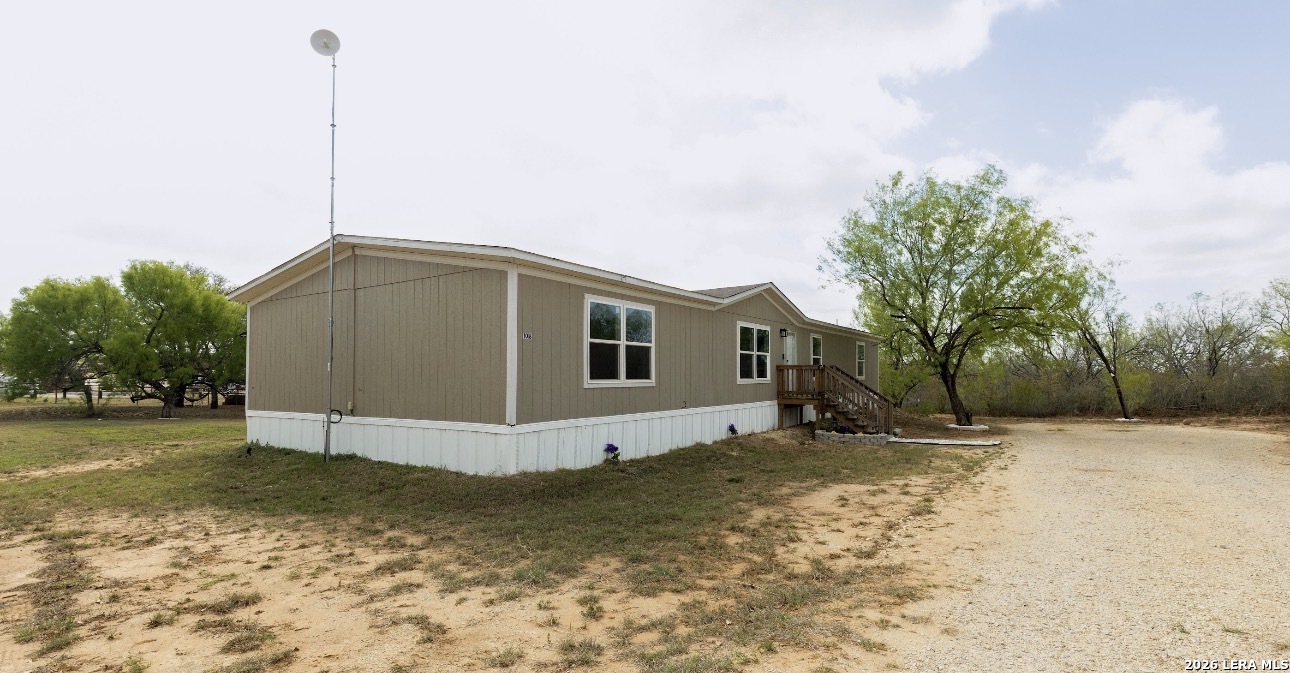 108 County Road 2638 Devine, TX 78016 - Photo 20 of 21