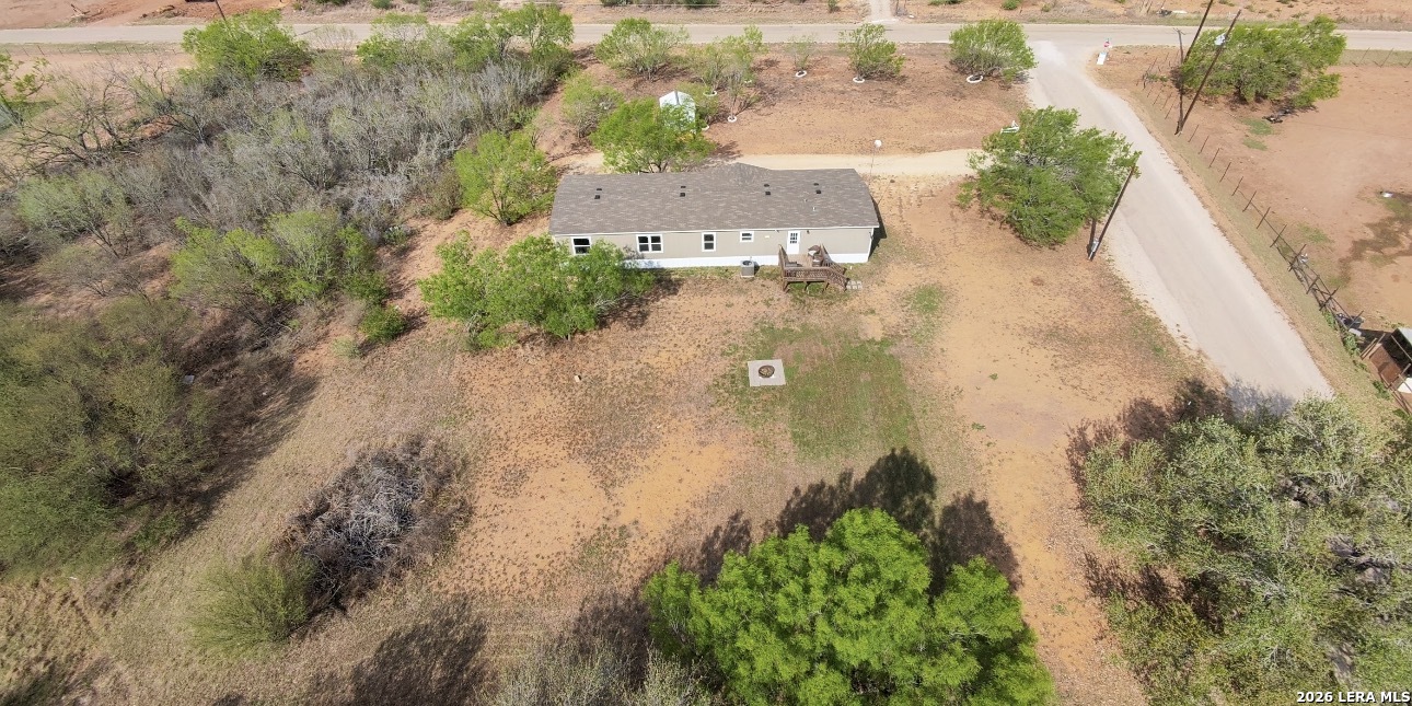 108 County Road 2638 Devine, TX 78016 - Photo 4 of 21