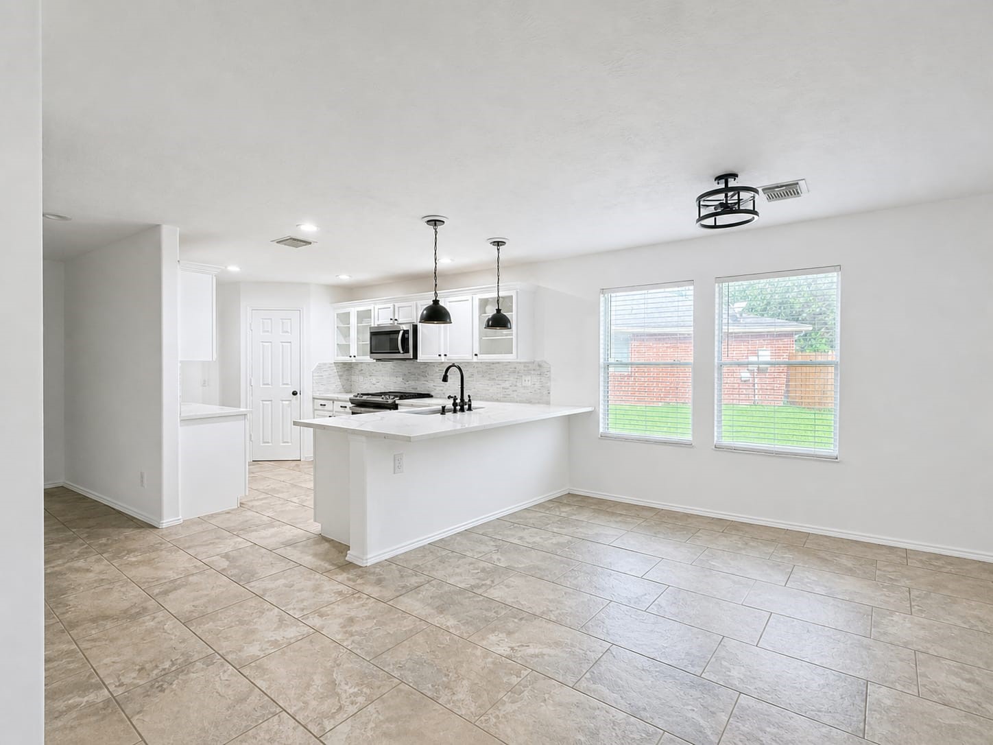 1011 Backland Court Spring, TX 77373 - Photo 7 of 29