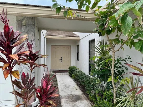 $2,700 | 2561 Southwest Egret Pond Circle, Palm City, FL 34990