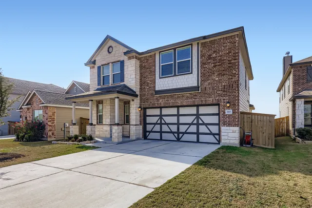 $380,000 | 140 Outlaw Drive, Jarrell, TX 76537