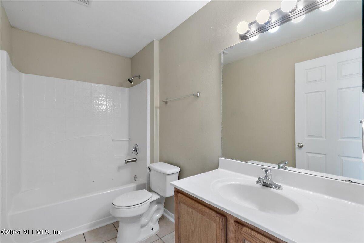 7374 Wood Duck Road Jacksonville, FL 32244 - Photo 15 of 18 15-Bathroom