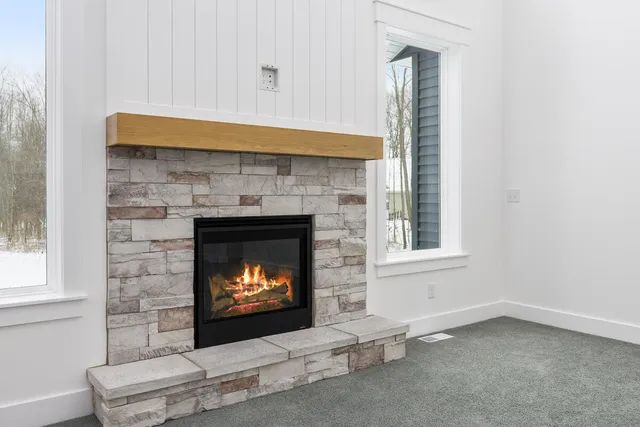 $950,000 | 8774 Patterson Avenue Southeast, Caledonia, MI 49316