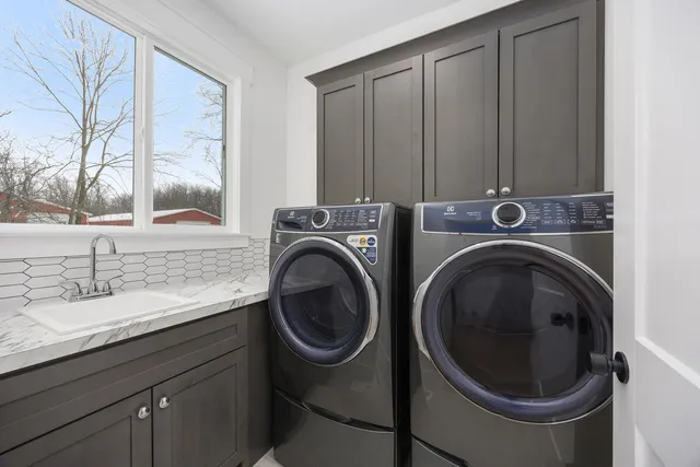 $950,000 | 8774 Patterson Avenue Southeast, Caledonia, MI 49316