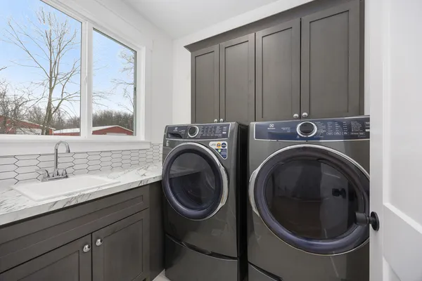 $950,000 | 8774 Patterson Avenue Southeast, Caledonia, MI 49316