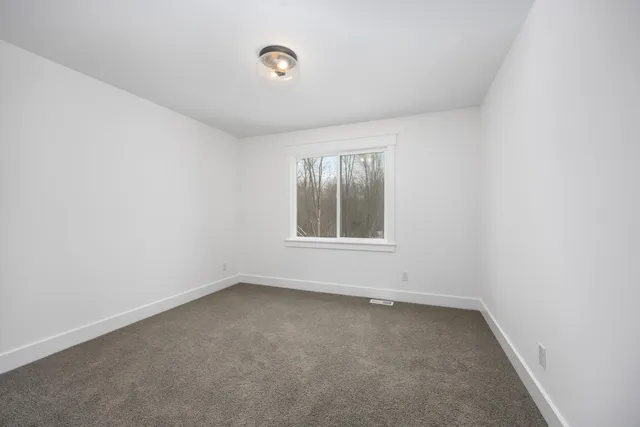 $950,000 | 8774 Patterson Avenue Southeast, Caledonia, MI 49316