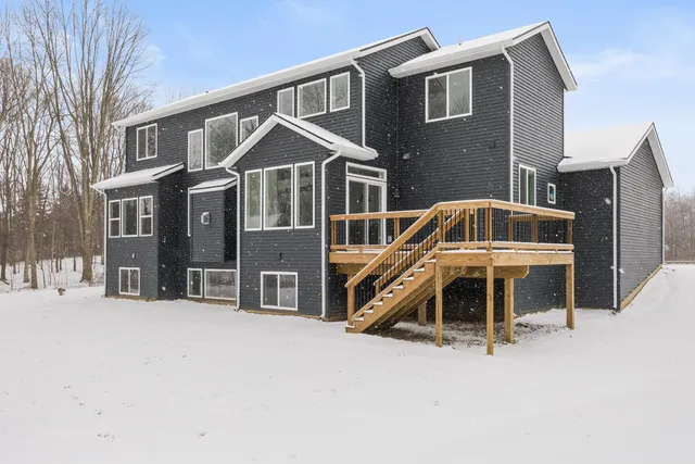 $950,000 | 8774 Patterson Avenue Southeast, Caledonia, MI 49316