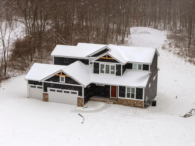 $950,000 | 8774 Patterson Avenue Southeast, Caledonia, MI 49316