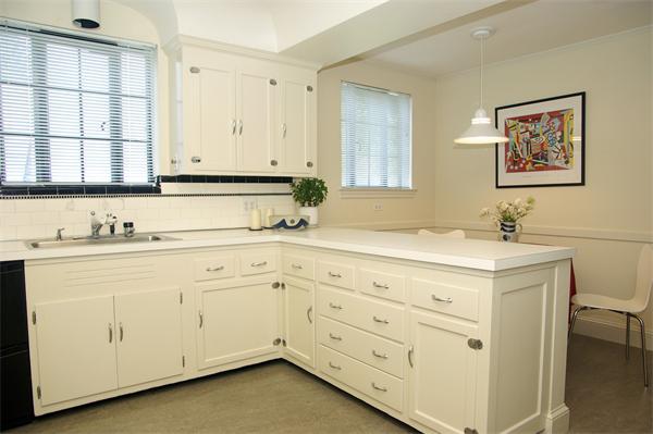 125 Brackett Road Newton, MA 02458 - Photo 6 of 17 Gallery Image 6