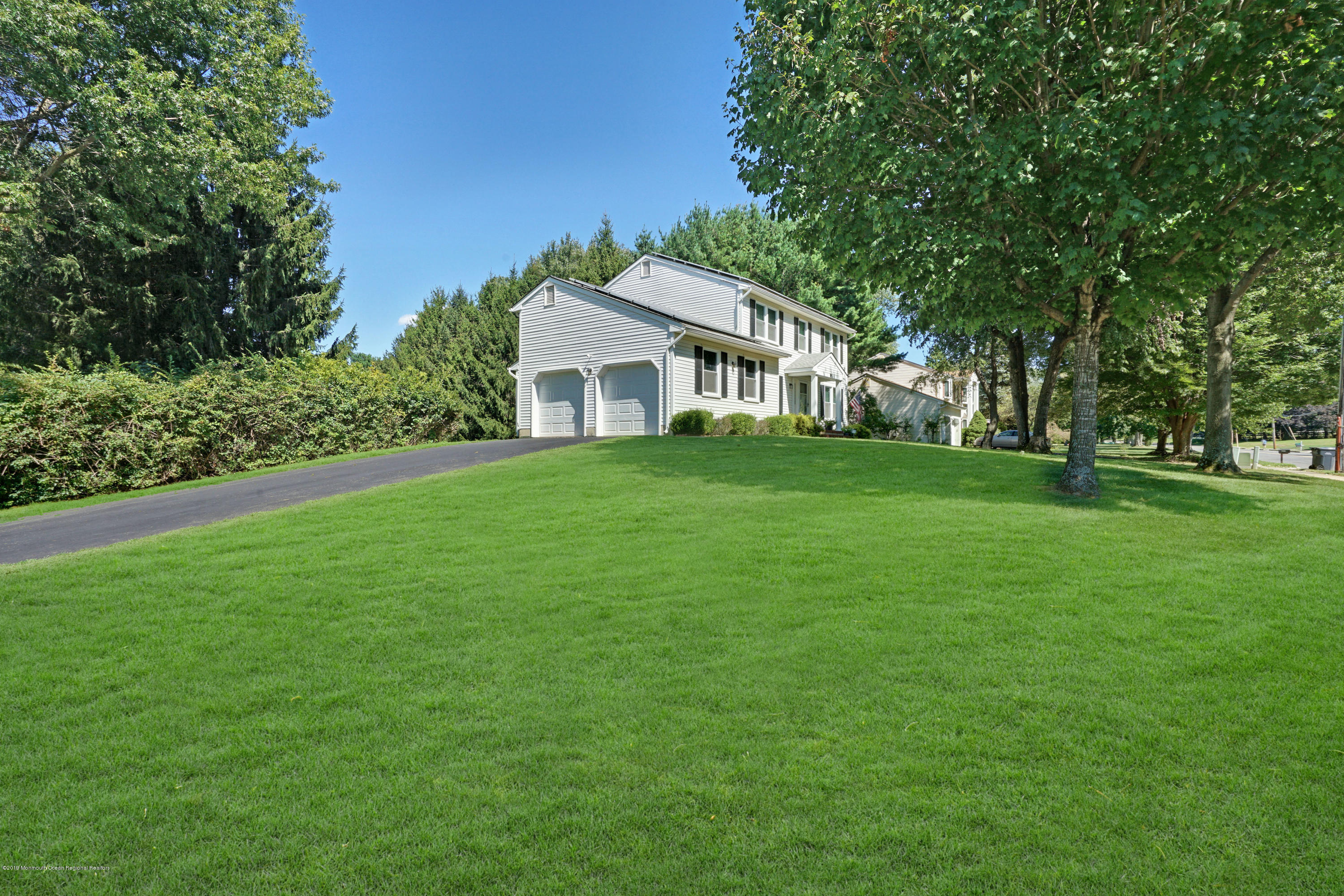 207 Burlington Road Freehold, NJ 07728 - Photo 2 of 45 Front (5)