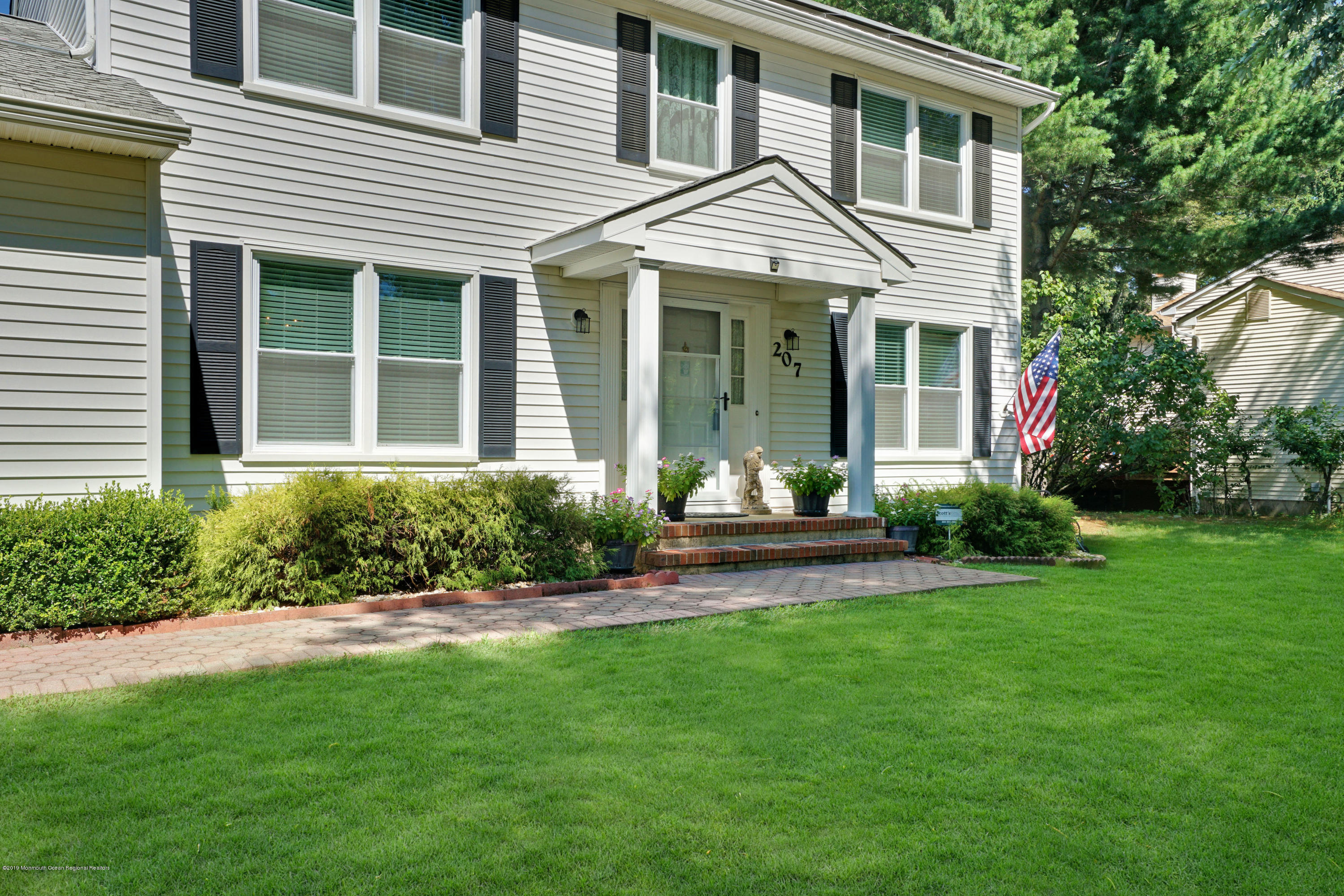 207 Burlington Road Freehold, NJ 07728 - Photo 3 of 45 Front (6)
