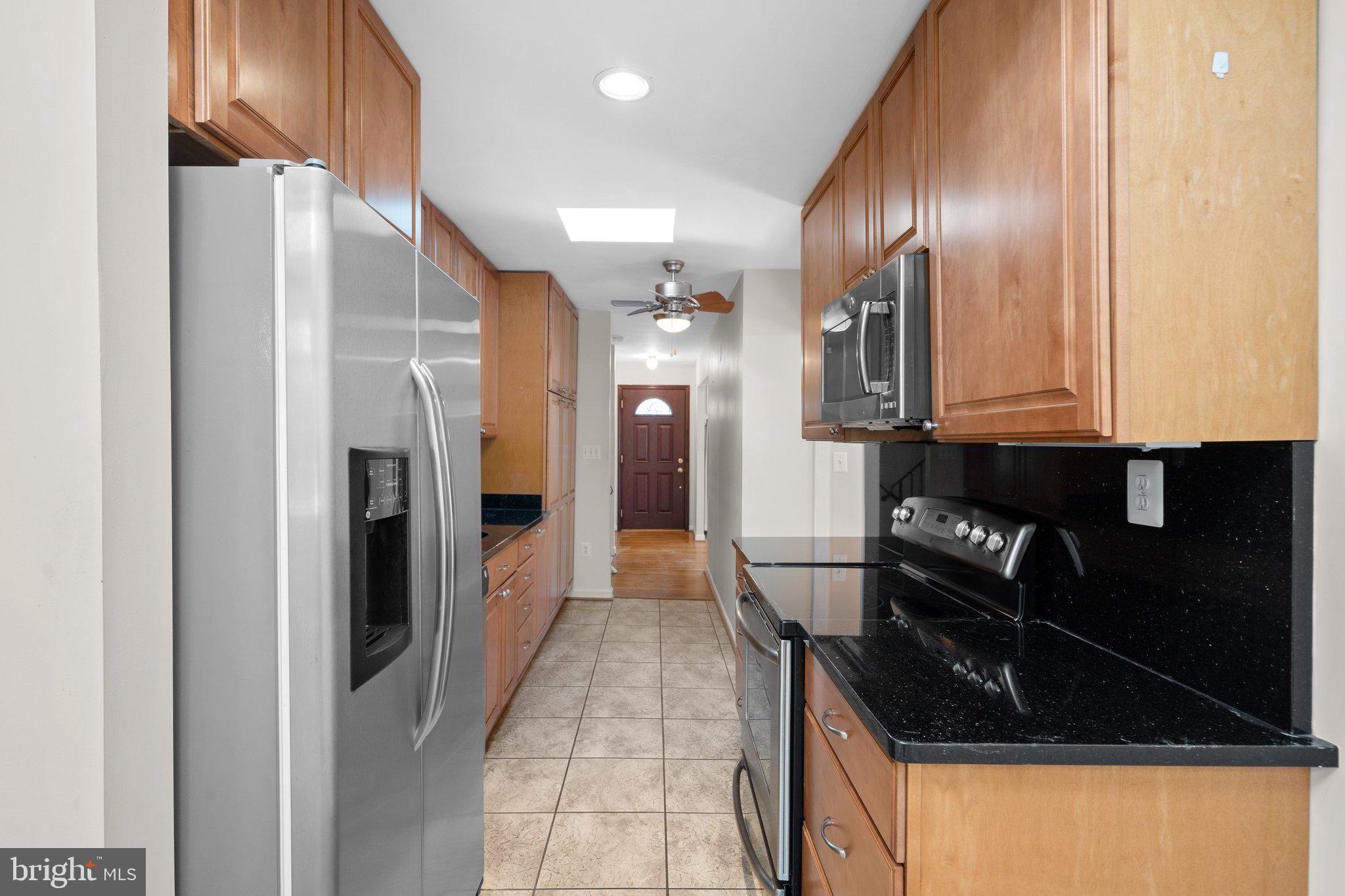 12840 Littleton Street Silver Spring, MD 20906 - Photo 13 of 33 Kitchem