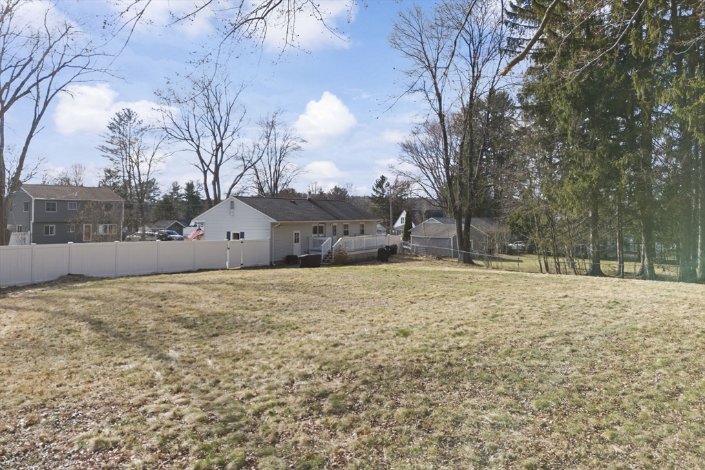 19 Westbrook Road Northborough, MA 01532 - Photo 3 of 42 Gallery Image 3