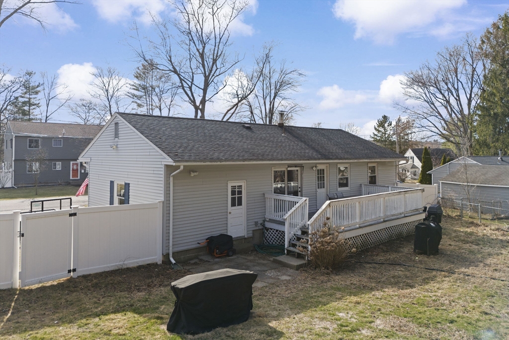 19 Westbrook Road Northborough, MA 01532 - Photo 5 of 42 Gallery Image 5