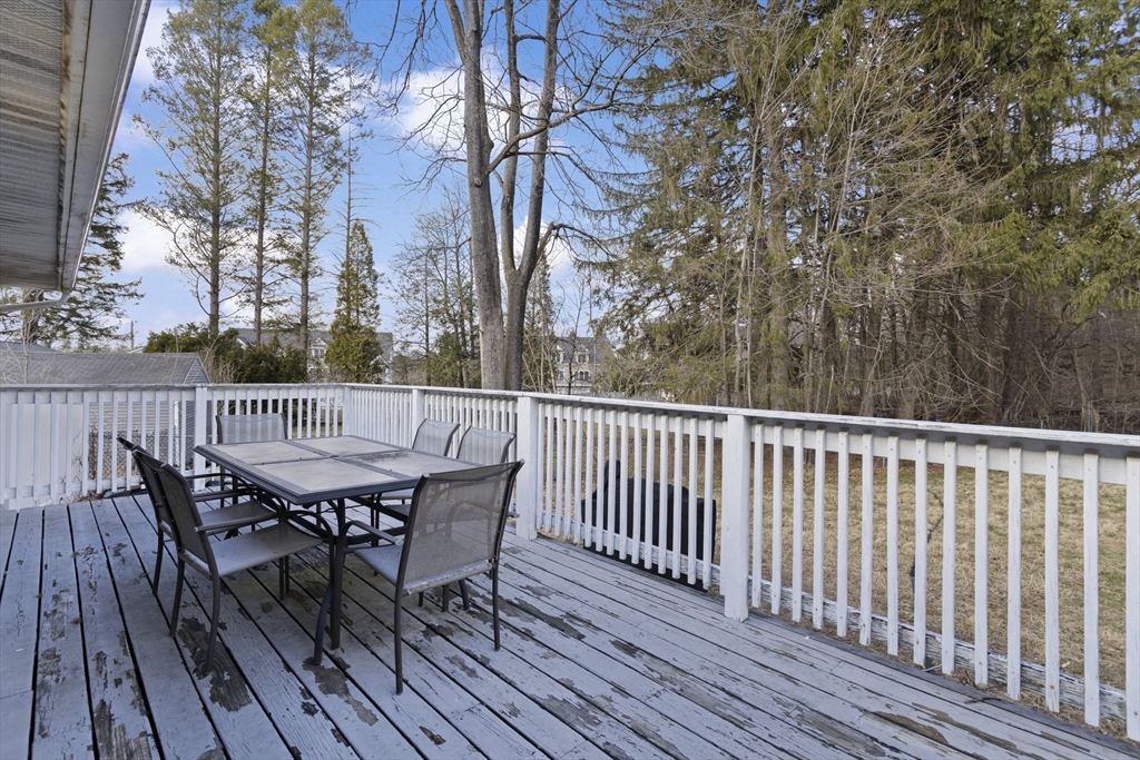 19 Westbrook Road Northborough, MA 01532 - Photo 6 of 42 Gallery Image 6