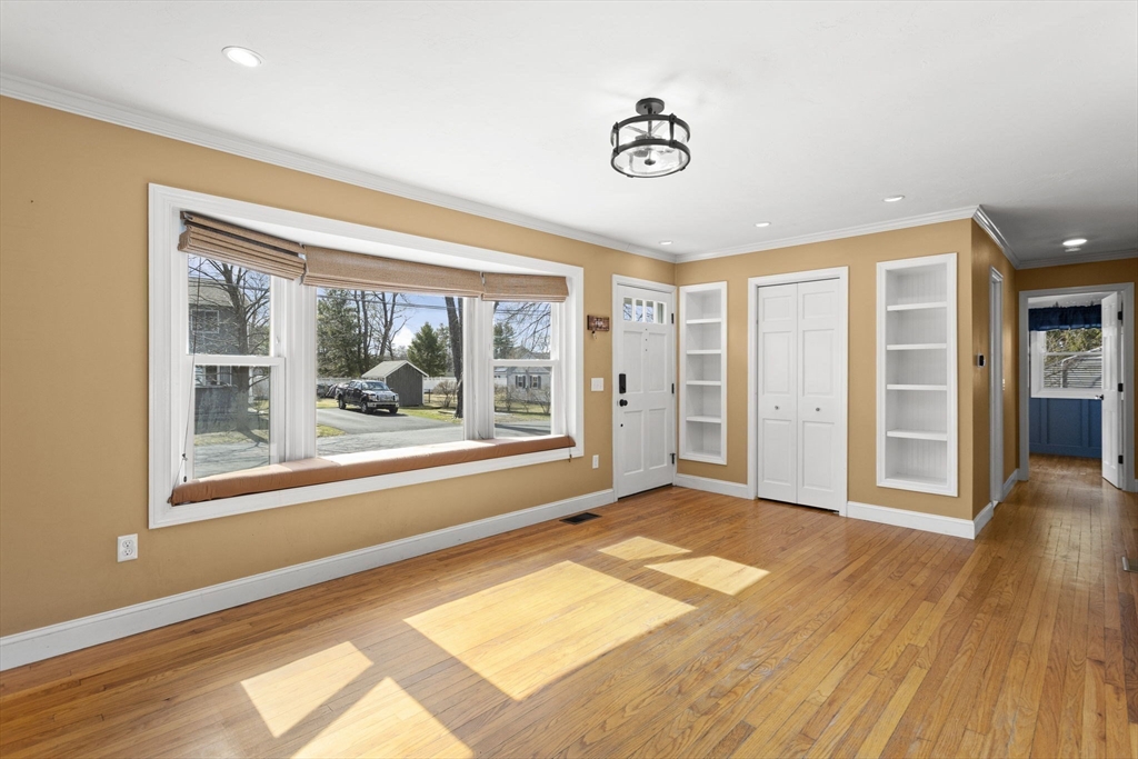 19 Westbrook Road Northborough, MA 01532 - Photo 9 of 42 Gallery Image 9