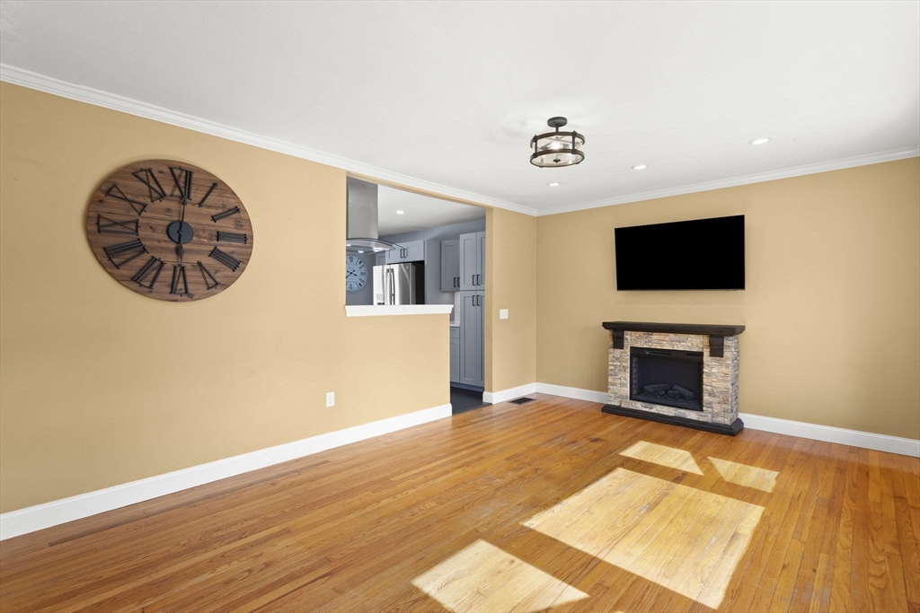 19 Westbrook Road Northborough, MA 01532 - Photo 10 of 42 Gallery Image 10