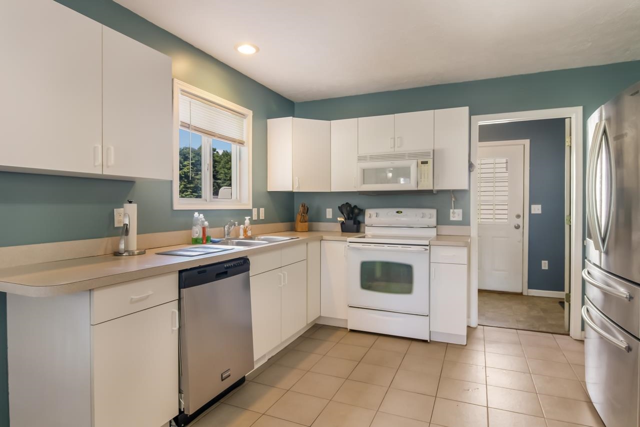 2373 Gary Road Traverse City, MI 49685 - Photo 5 of 28 1904199-4.JPG