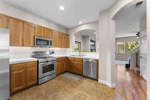 $645,000 | 625 Sumner Way, Unit 4, Oceanside, CA 92058