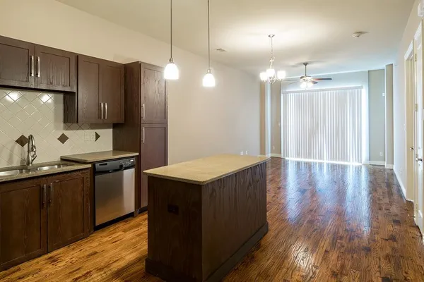 $1,769 | 5232 Colleyville Boulevard, Unit 307, Colleyville, TX 76034