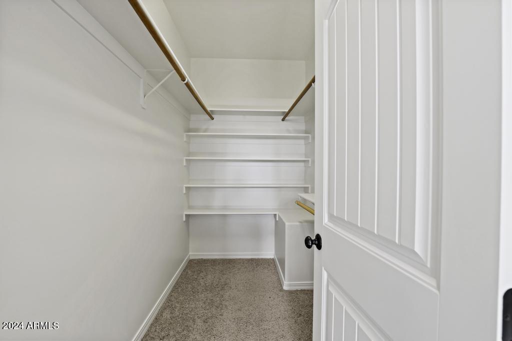 512 South Mud Springs Road Payson, AZ 85541 - Photo 17 of 31 Primary Closet