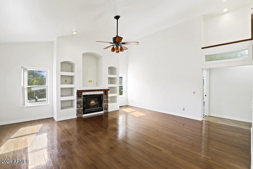 512 South Mud Springs Road Payson, AZ 85541 - Photo 10 of 31 Living Room
