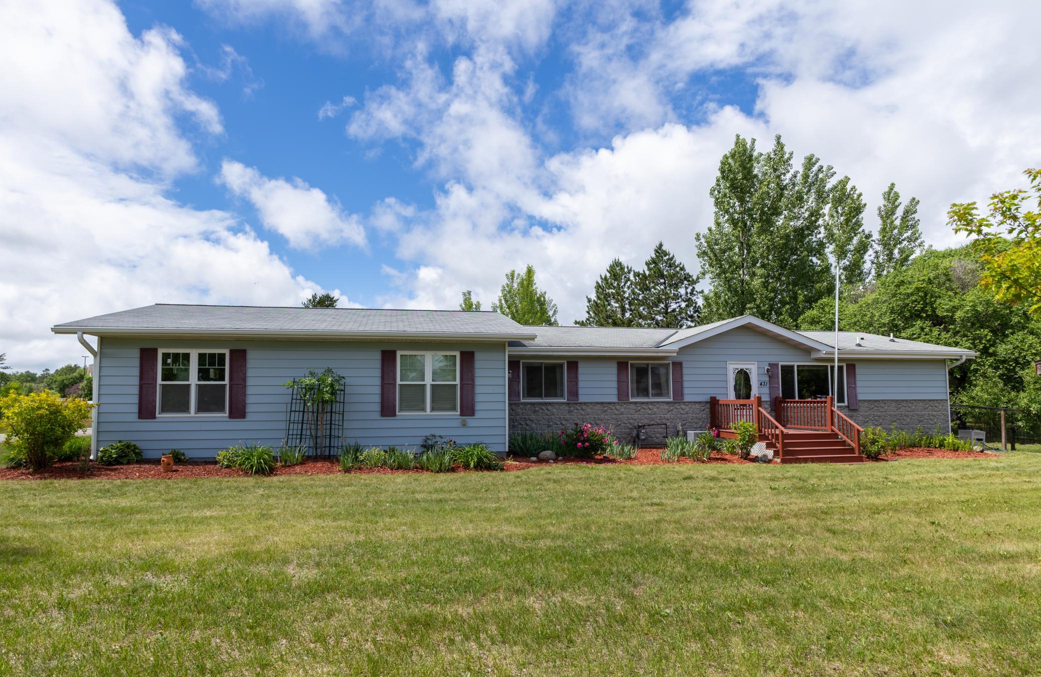 431 Main Street Menahga, MN 56464 - Photo 1 of 47