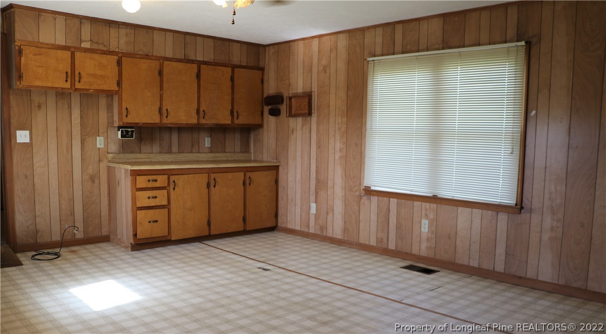 2101 Wilson Road Red Springs, NC 28377 - Photo 18 of 38 Gallery Image 18