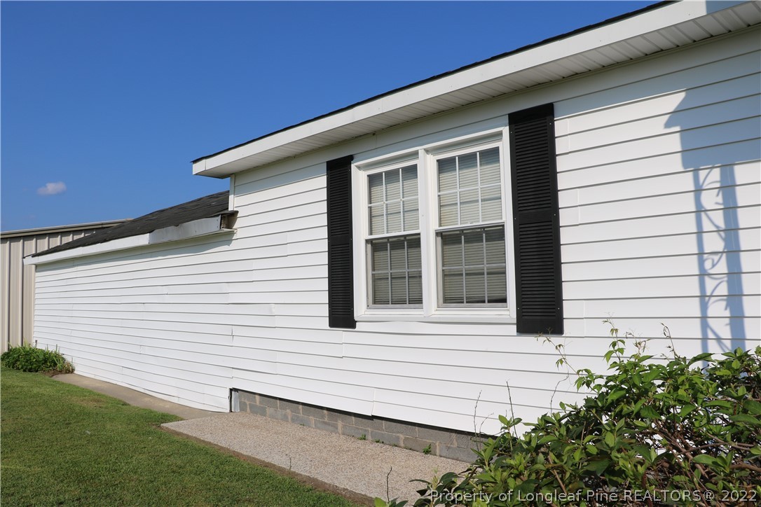 2101 Wilson Road Red Springs, NC 28377 - Photo 6 of 38 Gallery Image 6