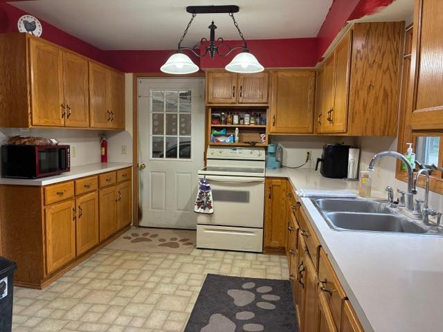 210 Front Street East Fulda, MN 56131 - Photo 2 of 18
