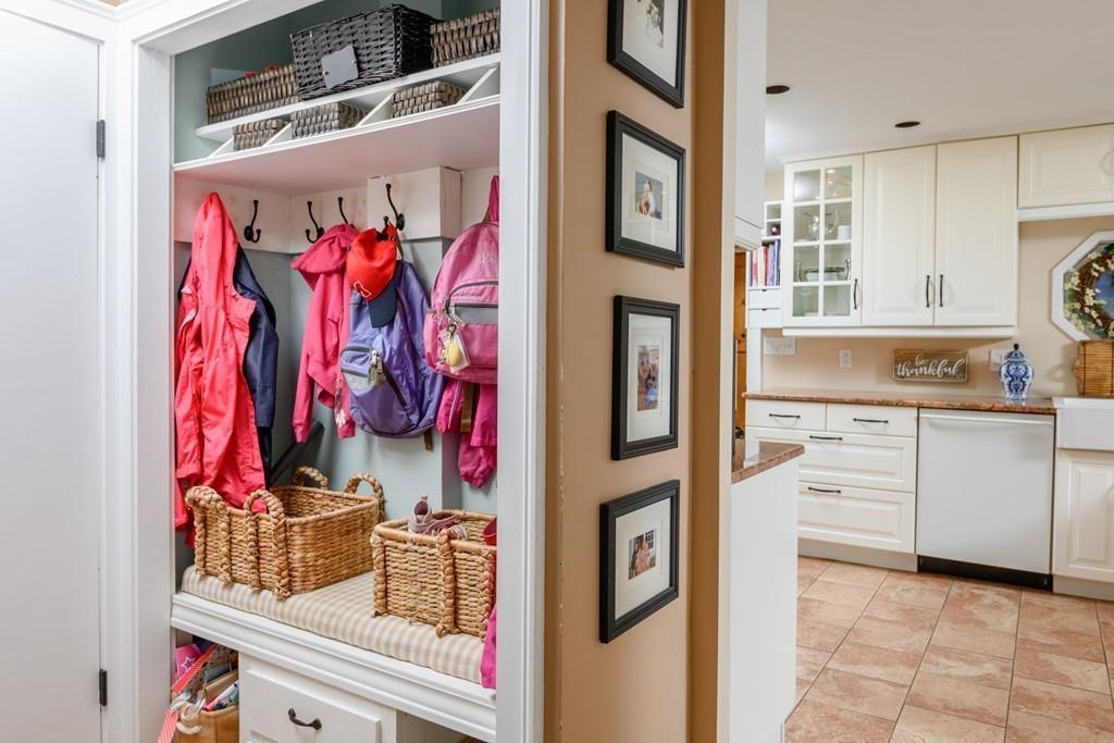 580 Brook Road Milton, MA 02186 - Photo 14 of 25
