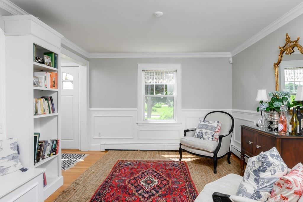 580 Brook Road Milton, MA 02186 - Photo 5 of 25