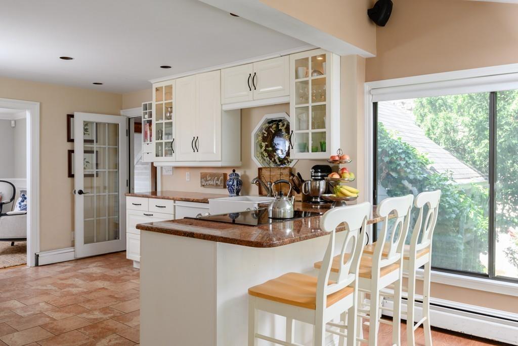 580 Brook Road Milton, MA 02186 - Photo 8 of 25