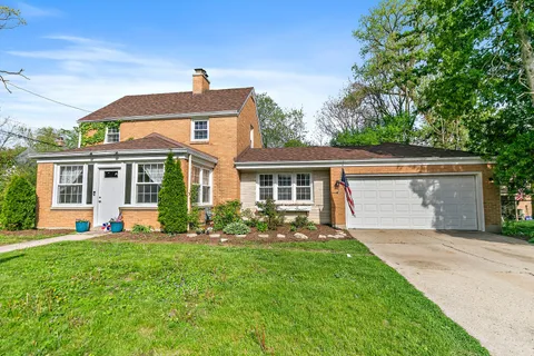 $314,900 | 616 Kirk Avenue, Elgin, IL 60120