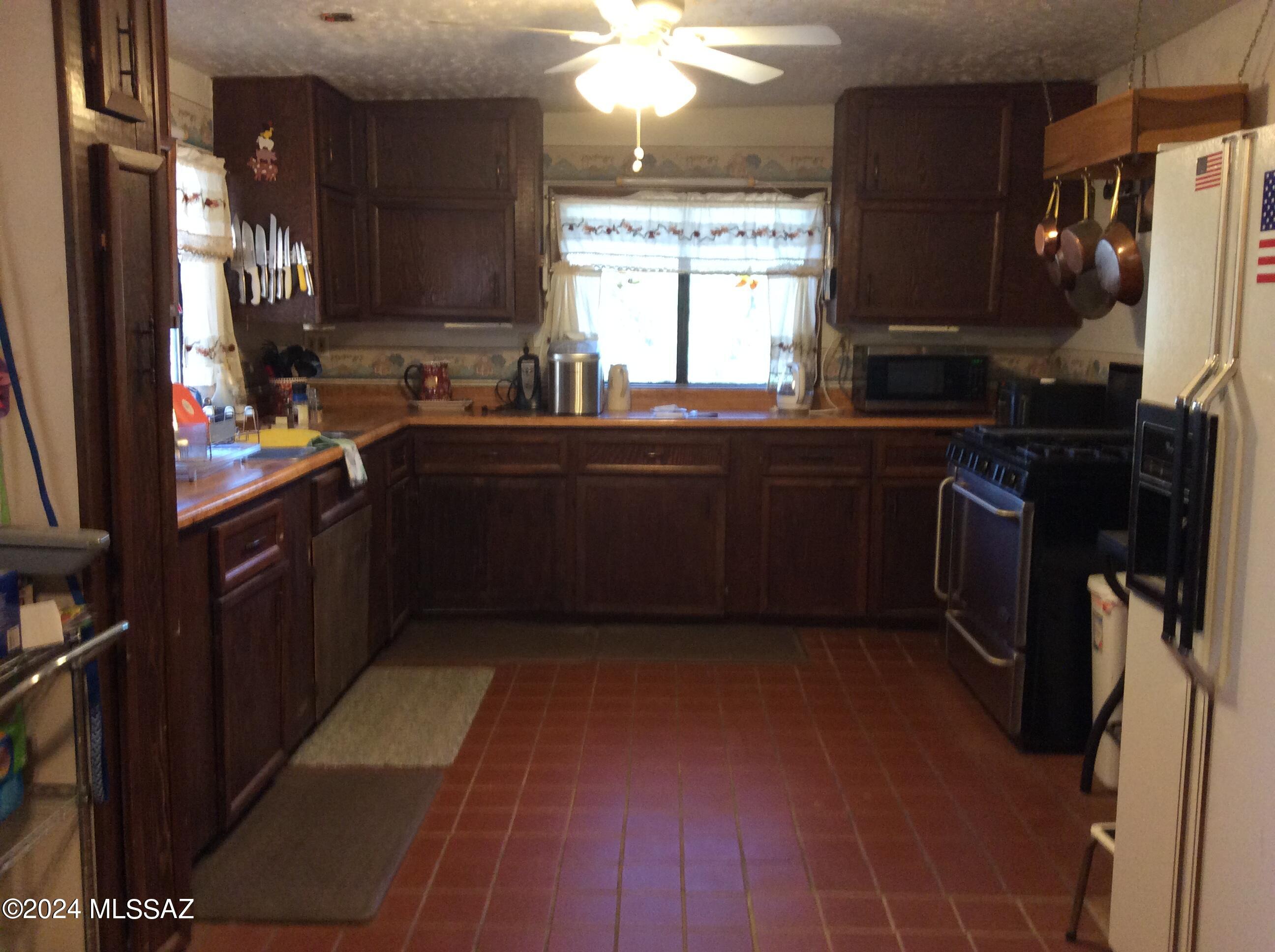 20000 South River Road Mammoth, AZ 85618 - Photo 18 of 20 Gallery Image 18