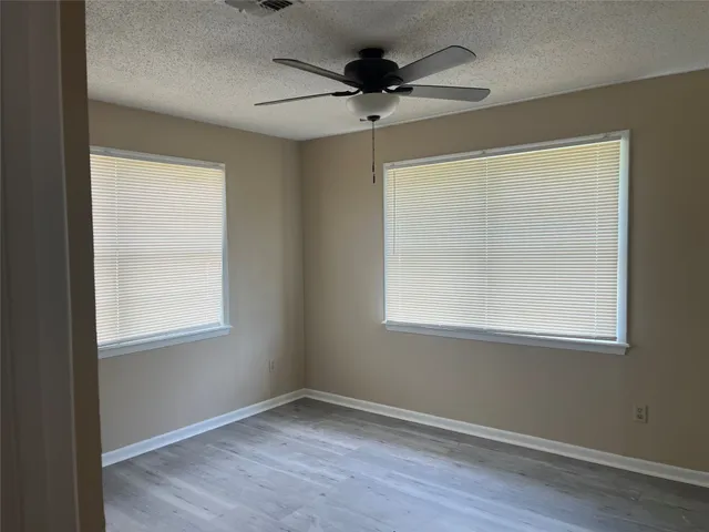 $1,900 | 2014 Farm To Market Road 1094, Sealy, TX 77474