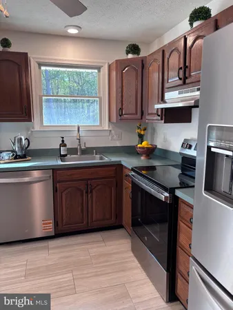 $560,000 | 845 Derby Farms Drive, Severn, MD 21144