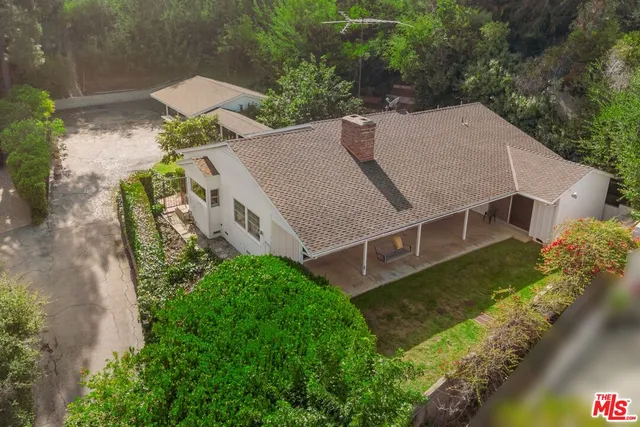 $2,400,000 | 12146 Travis Street, Los Angeles, CA 90049