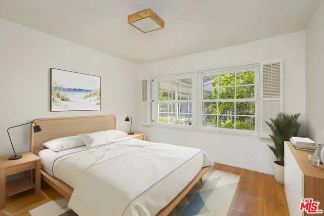 $2,400,000 | 12146 Travis Street, Los Angeles, CA 90049