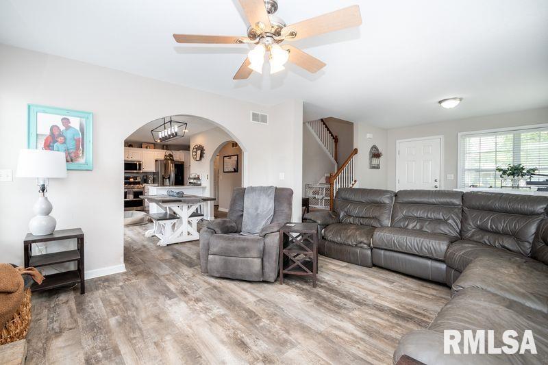1408 West Cloverdale Road Chillicothe, IL 61523 - Photo 13 of 32