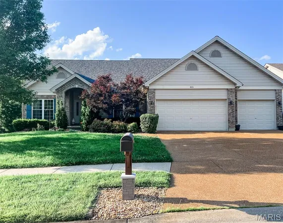 $480,000 | 805 Liberty Creek Drive, Wentzville, MO 63385