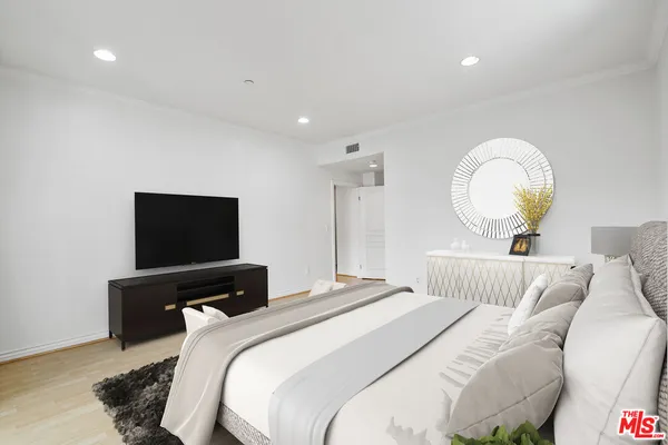 $8,500 | 10633 Eastborne Avenue, Los Angeles, CA 90024