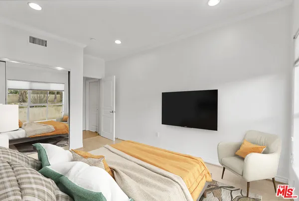 $8,500 | 10633 Eastborne Avenue, Los Angeles, CA 90024