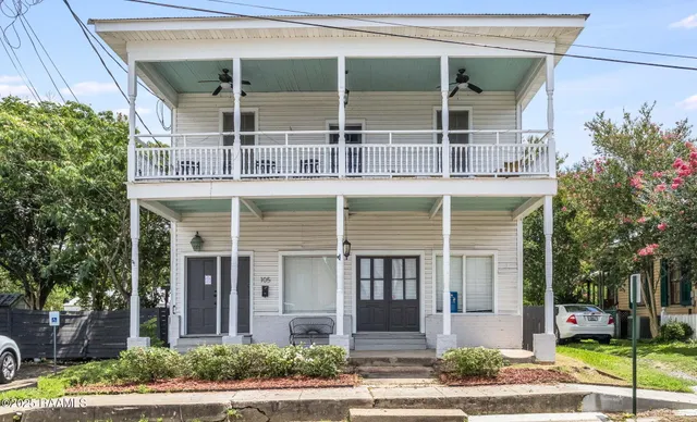 $389,000 | 105 Washington Street, Breaux Bridge, LA 70517