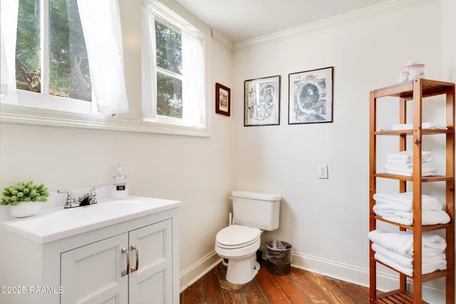 $389,000 | 105 Washington Street, Breaux Bridge, LA 70517