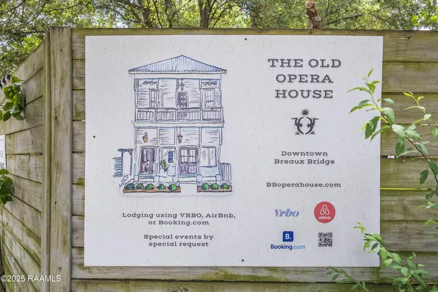 $389,000 | 105 Washington Street, Breaux Bridge, LA 70517