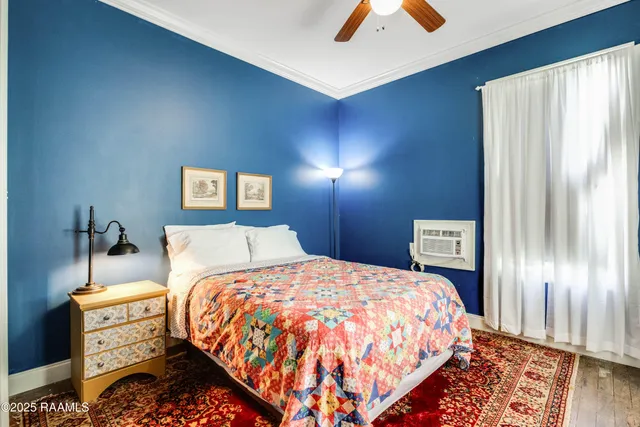 $389,000 | 105 Washington Street, Breaux Bridge, LA 70517