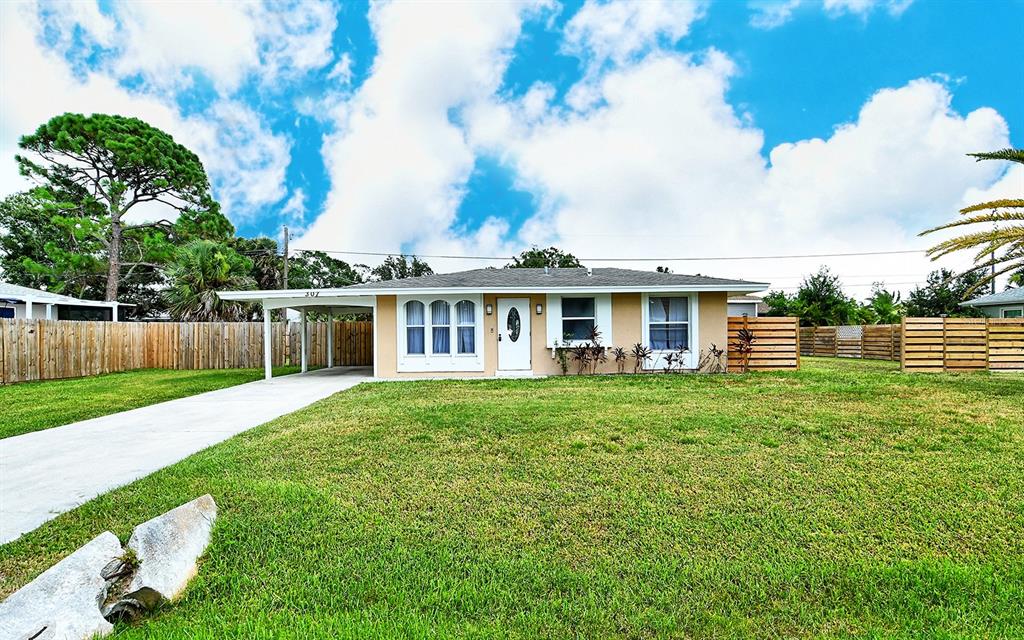 307 Southland Road Venice, FL 34293 - Photo 4 of 56