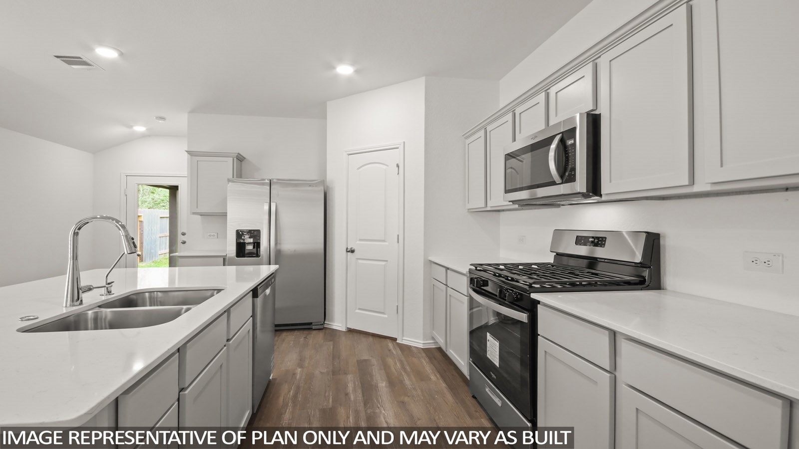 1715 Portia Lane Conroe, TX 77301 - Photo 5 of 19