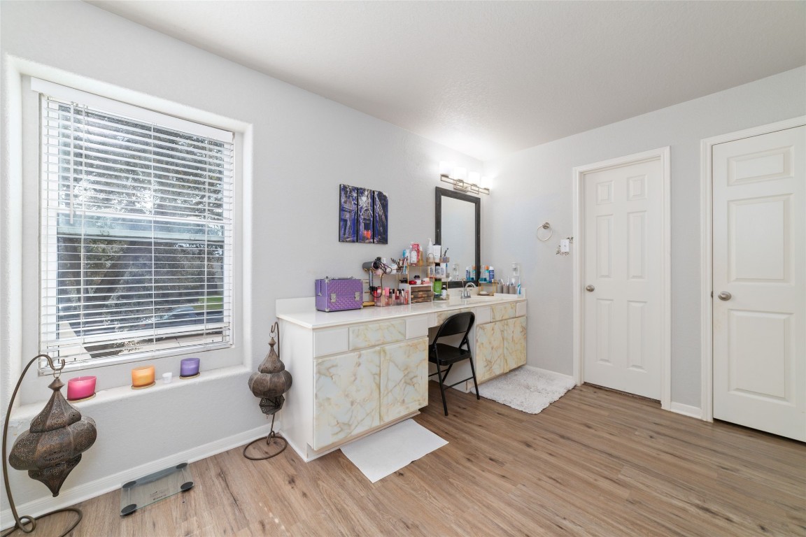 3038 Winchester Rnch Trail Katy, TX 77493 - Photo 22 of 29 a view of kitchen with breakfast area